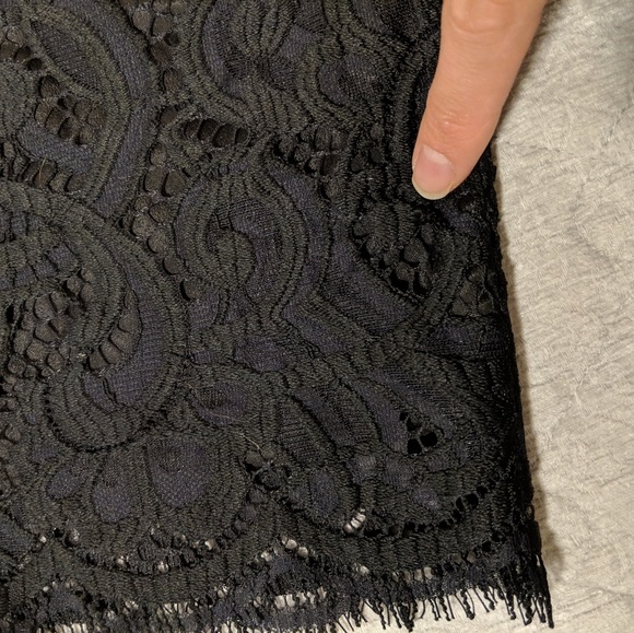 Lilly Pulitzer Black Lace Hyacinth Pencil Skirt - Picture 7 of 8